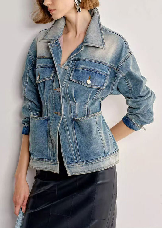 Abrigos vaqueros de primavera con cuello Peter Pan y bolsillos en degradado italiano.