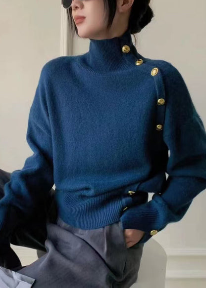 Italienischer Marine-Strickpullover mit hohem Kragen und goldenen Knöpfen, Winter