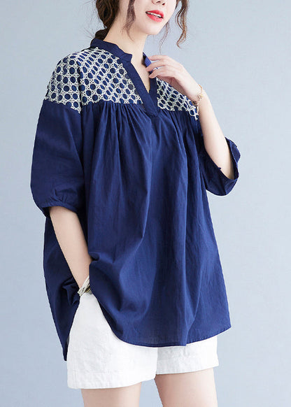 Italienische Marineblaue, ausgehöhlte, bestickte Patchwork-Oberteile mit kurzen Ärmeln