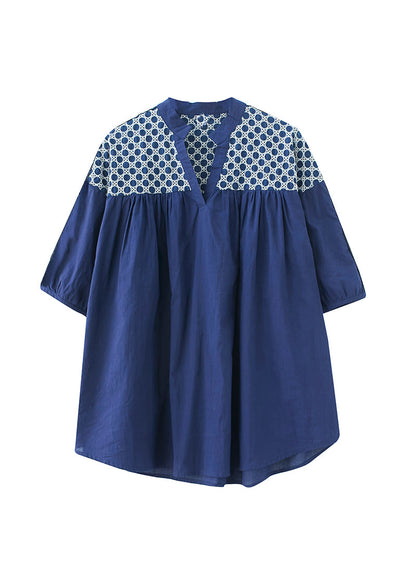 Italienische Marineblaue, ausgehöhlte, bestickte Patchwork-Oberteile mit kurzen Ärmeln