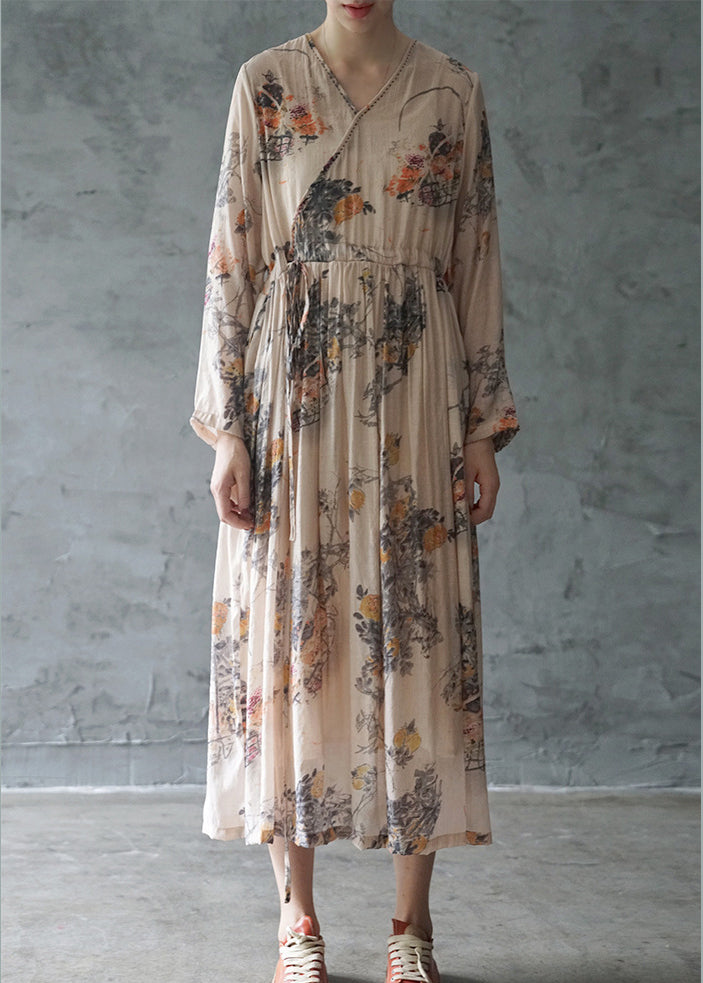 Italienisches orangefarbenes Partykleid mit V-Ausschnitt und langem Ärmel