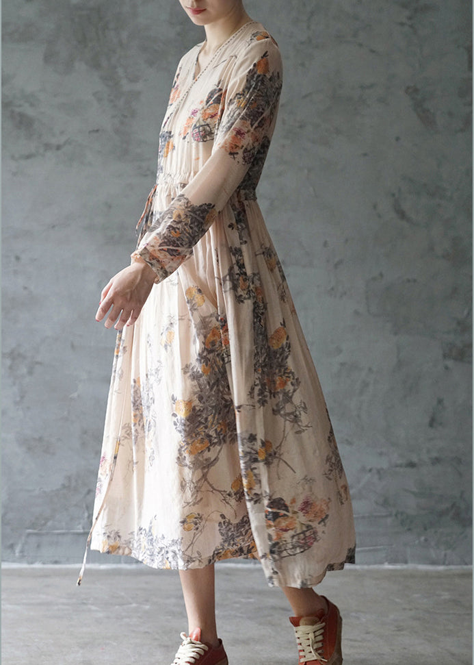 Italienisches orangefarbenes Partykleid mit V-Ausschnitt und langem Ärmel