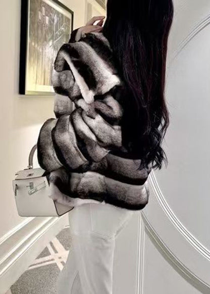 Abrigos de piel y cuero a rayas con cuello Peter Pan italiano para invierno