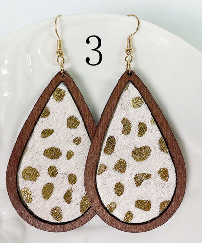 Italienischer Druck Tropfenform Holzmaterial Echtes Rindsleder Haar Leder Silber Ohrringe Ornamente
