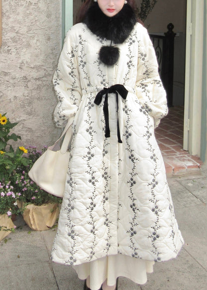 Parkas largas italianas de invierno con cuello de piel blanca, bolsillos y lazo en la cintura, rellenas de algodón