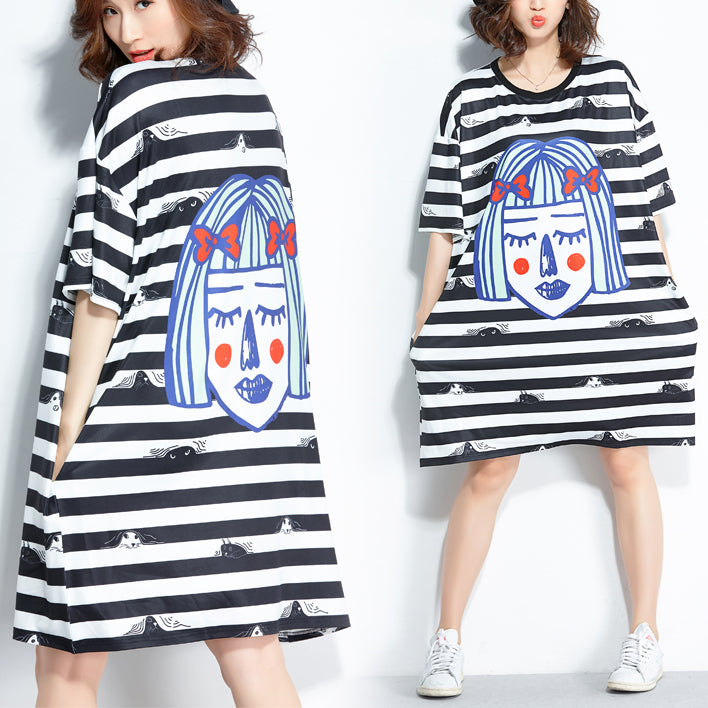 Italienische schwarz-weiß gestreifte Seidenmischung Kleidung Bio-Outfits O-Ausschnitt Baggy kurzes Sommerkleid
