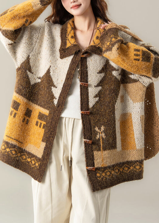 Jacquard-Strickmantel in Khaki mit Peter-Pan-Kragen und Knöpfen für den Frühling