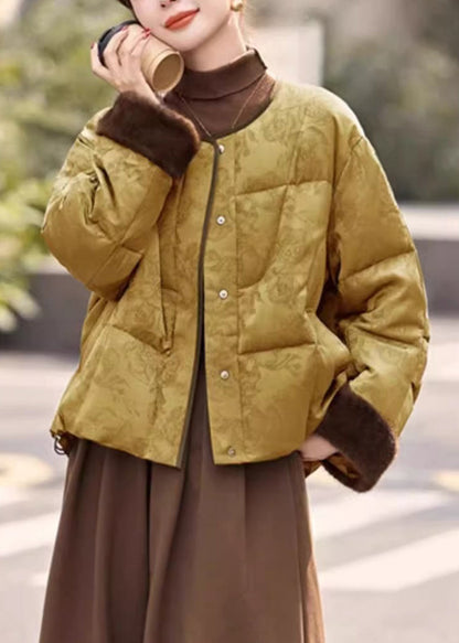 Gelber Jacquard-Daunenmantel mit Knöpfen, Taschen und Kordelzug