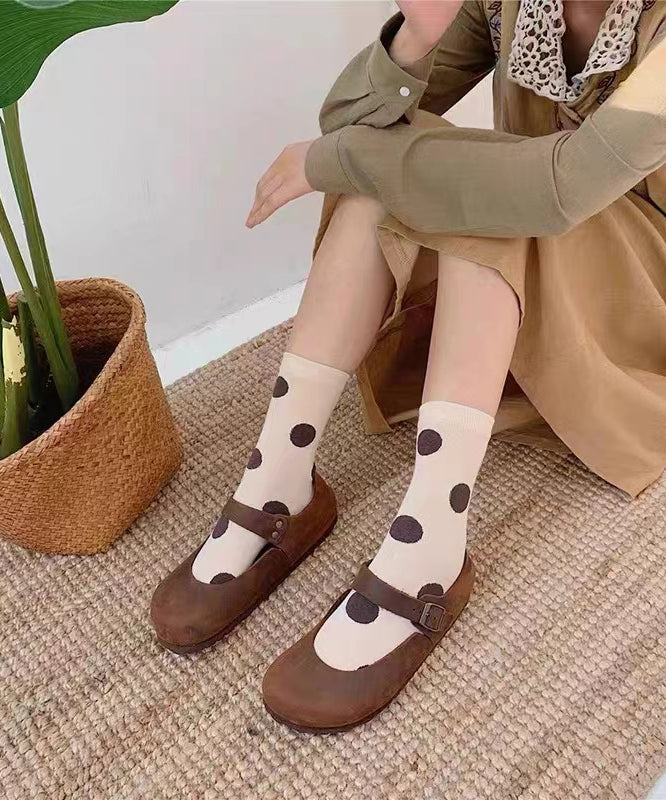 Calcetines deportivos versátiles de jacquard con lunares dulces de estilo japonés