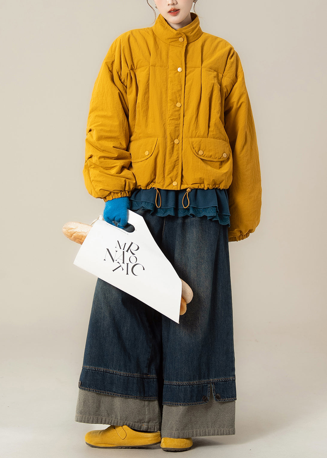 Conjunto de chaqueta, camiseta y pantalones anchos de algodón fino con cuello alto amarillo japonés