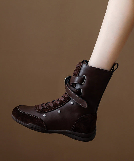 Botas elegantes de ante con cuña y cordones color caqui