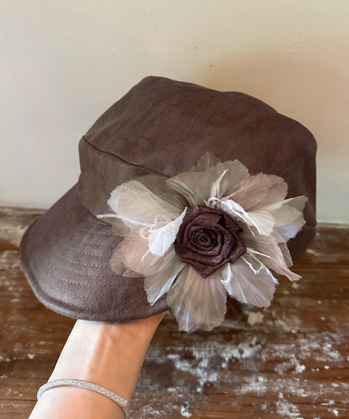 Korean Style Khaki Flower Versatile Faux Suede Painter Hat