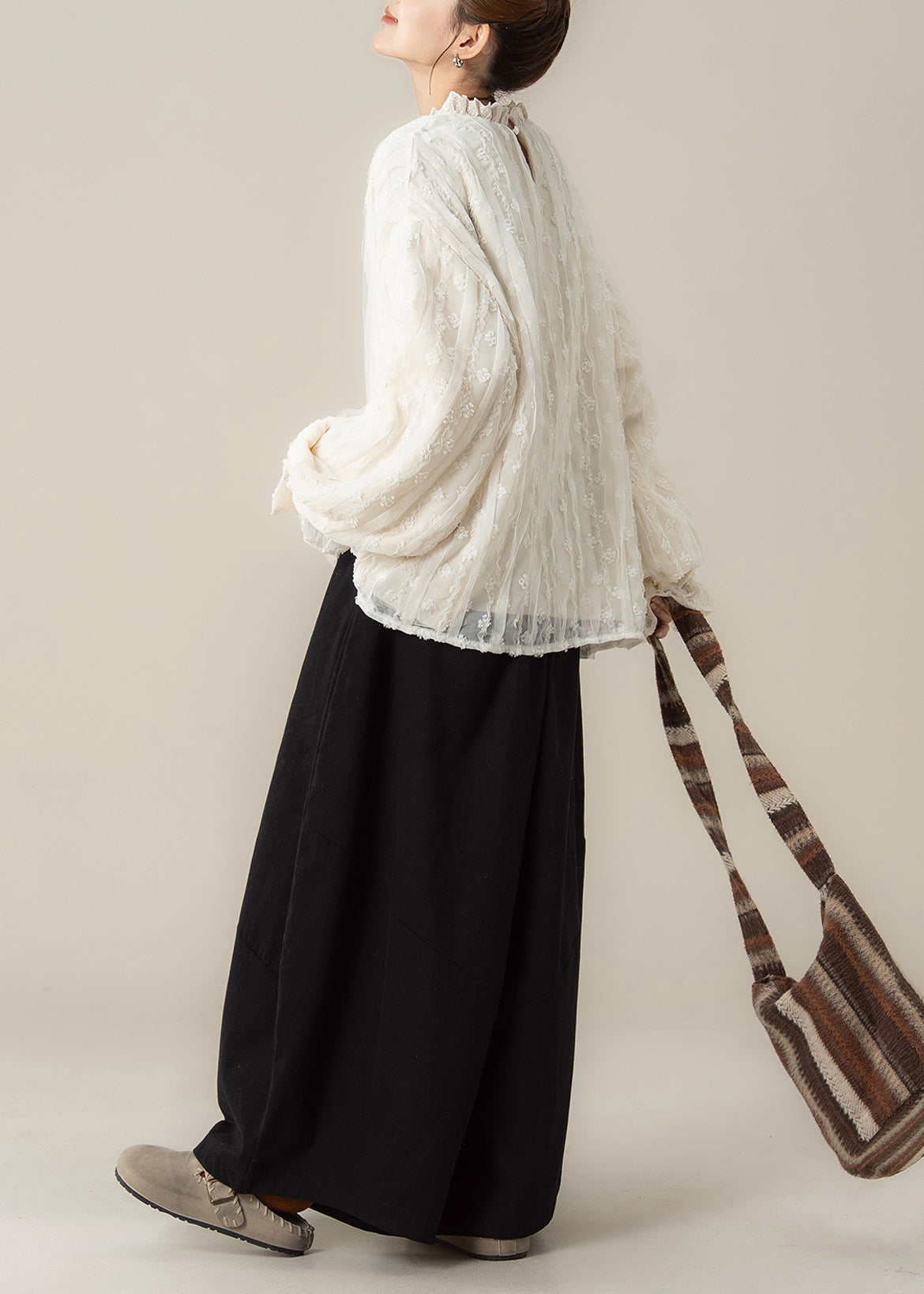 Koreanischer Stil: Süß-aprikosenfarbenes Langarm-Spitzenoberteil und passende Hose (2-teiliges Outfit)