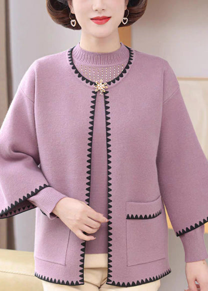 Hellviolettes, zweiteiliges Set aus Rundhals- und Rundhals-Strickjacke und -Pullover mit Taschen – ideal für den Frühling