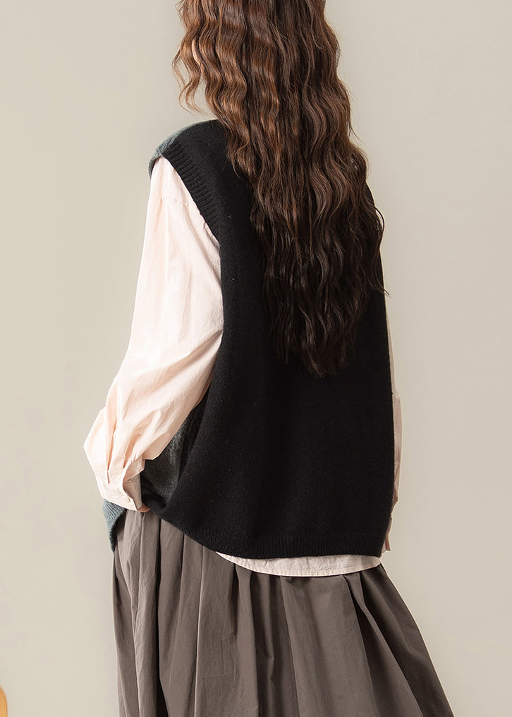 Ärmelloses, locker sitzendes, schwarzes Stricktop mit asymmetrischem Blumenmuster und Patchwork-Design