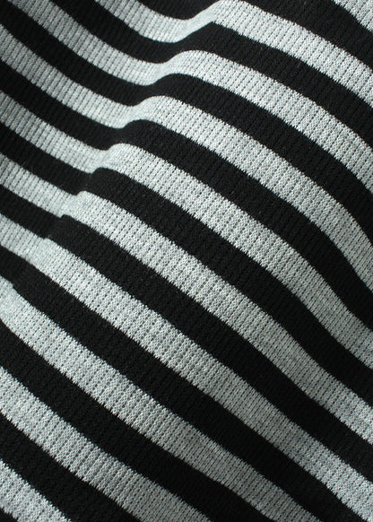 Mono holgado negro sin mangas de algodón con cuello redondo y rayas de patchwork