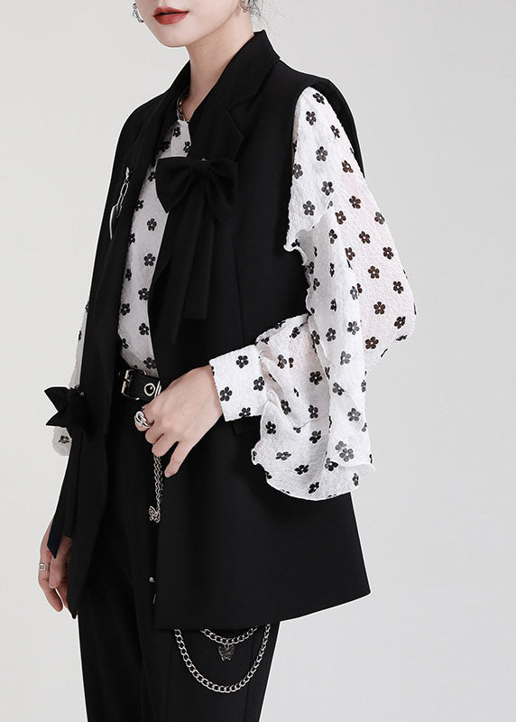 Lockere schwarze PeterPan-Kragen-Knopfschleife, ärmellose Weste