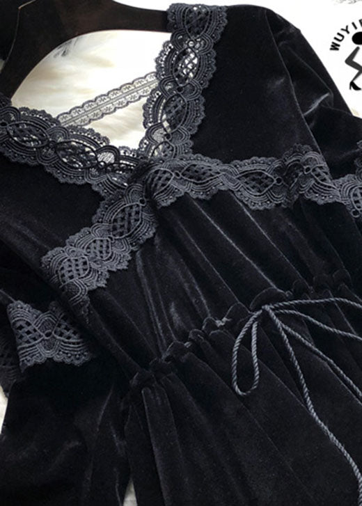 Lockeres schwarzes V-Ausschnitt-Patchwork-Velourskleid für den Winter