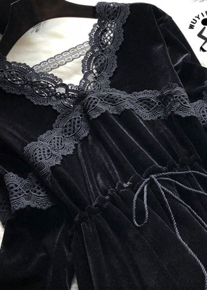 Lockeres schwarzes V-Ausschnitt-Patchwork-Velourskleid für den Winter