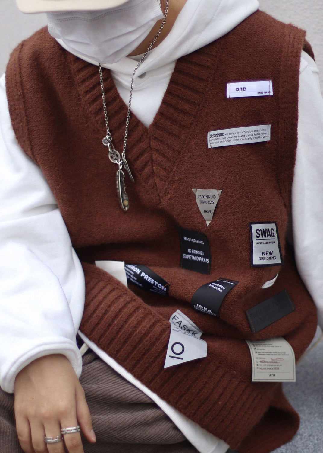Loose Coffee V Neck Applique Cozy Knit Men Vest Spring