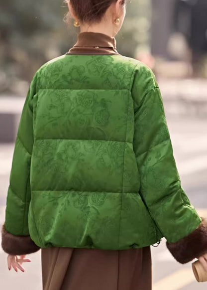 Abrigos de plumón holgados de color verde con cuello redondo y retazos mullidos para invierno