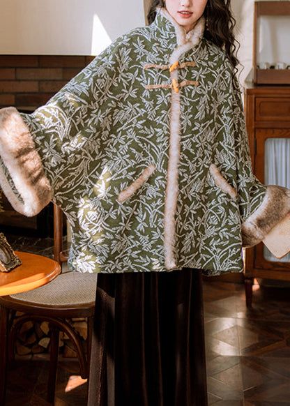 Parkas de forro polar cálidas con estampado de patchwork y cuello alto verde holgado y mangas murciélago