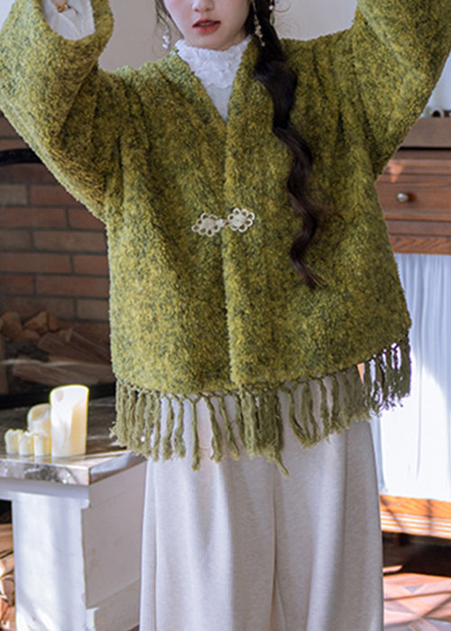 Abrigos de felpa cálidos de invierno con botones y borlas y cuello en V verde holgados