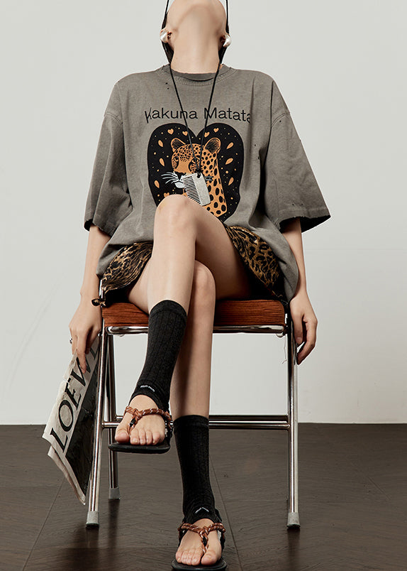 Lockeres graues T-Shirt aus Baumwolle mit Rundhalsausschnitt, Tiermotiv und Buchstaben, Frühling