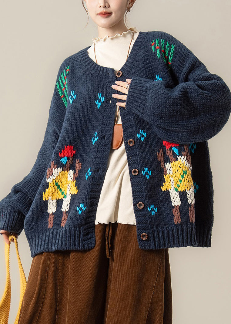 Locker geschnittene, marineblaue Strickmäntel mit Stickerei und Knöpfen für den Frühling