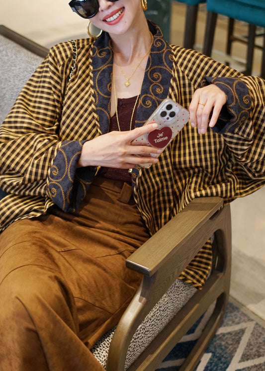 Locker geschnittene, marineblaue Baumwollstrickjacke mit beidseitiger Stickerei und Fledermausärmeln