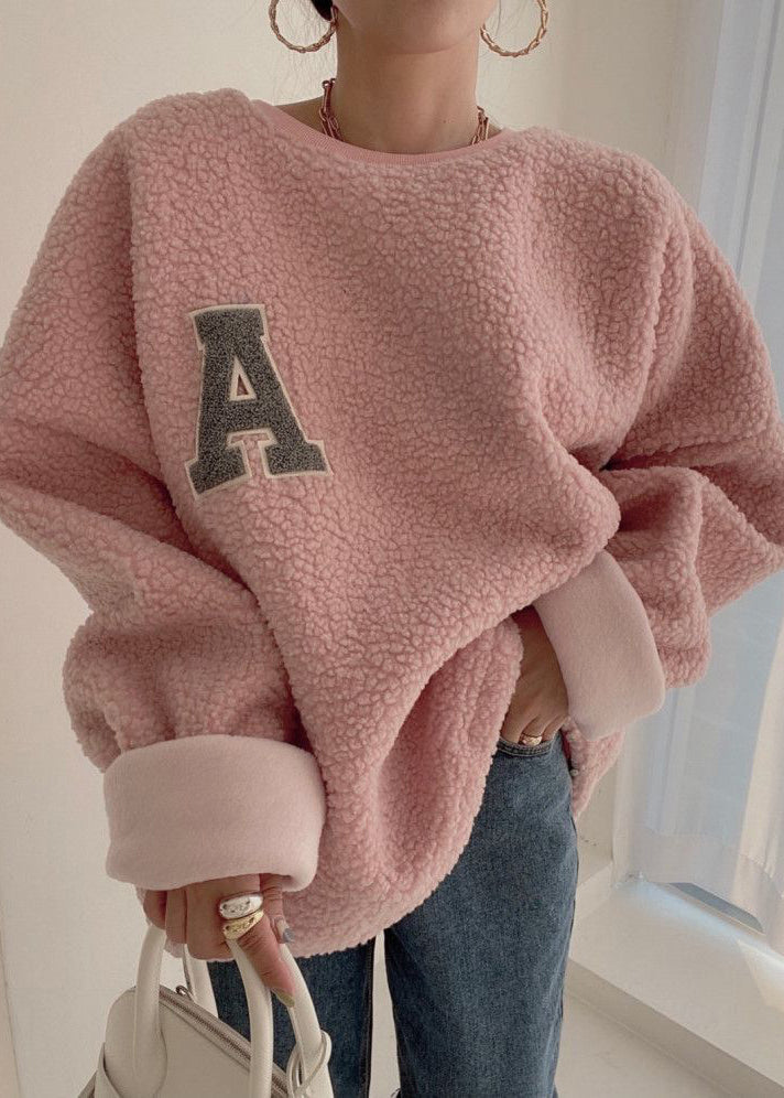 Lockerer rosa Teddy-Pullover mit Rundhalsausschnitt und Buchstabenmotiv, Streetwear für den Winter