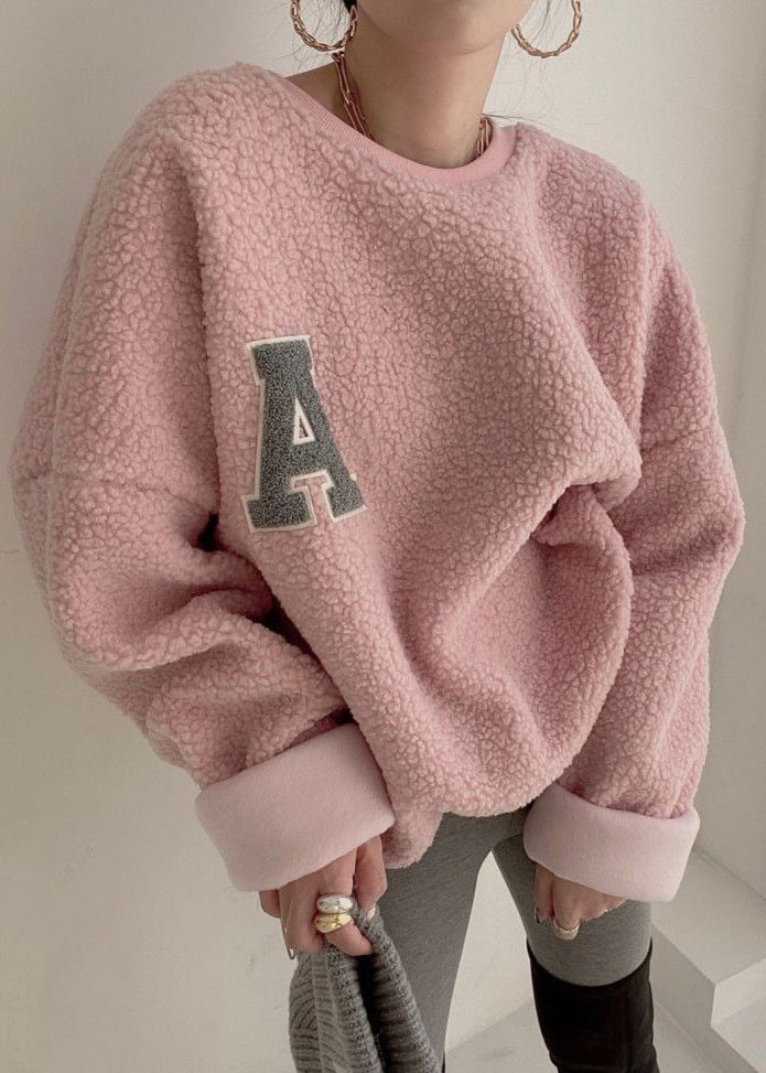 Lockerer rosa Teddy-Pullover mit Rundhalsausschnitt und Buchstabenmotiv, Streetwear für den Winter