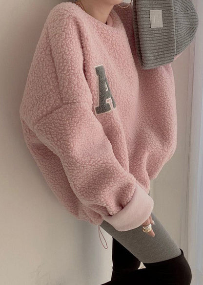 Lockerer rosa Teddy-Pullover mit Rundhalsausschnitt und Buchstabenmotiv, Streetwear für den Winter