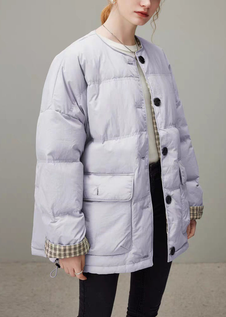 Locker geschnittener, lila karierter Steppmantel mit Rundhalsausschnitt und Knopfleiste, Wintermantel aus Entendaunen
