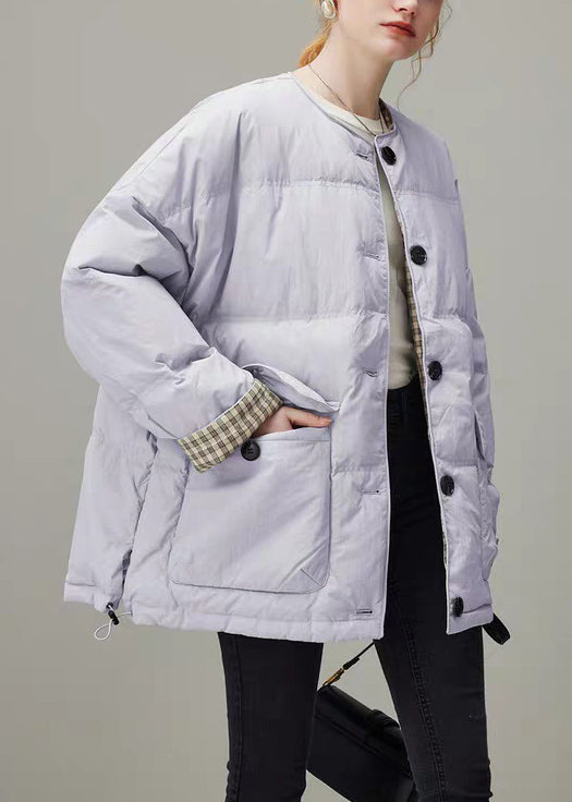 Locker geschnittener, lila karierter Steppmantel mit Rundhalsausschnitt und Knopfleiste, Wintermantel aus Entendaunen