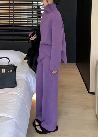 Lockeres, lila Rollkragen-Strick-Zweiteiler-Set für den Winter