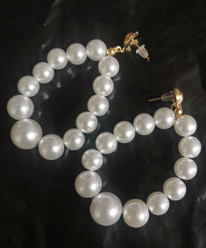 Pendientes de gota de agua con perla blanca suelta