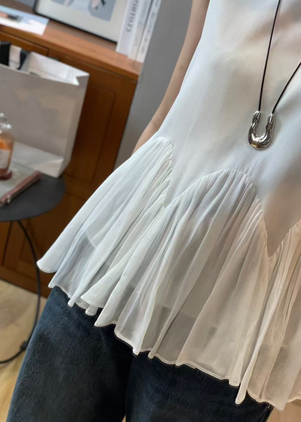 Loose White Wrinkled Solid Chiffon Two-Piece Set Sleeveless