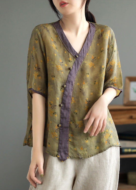 Top holgado de ramio con botones y cuello en V amarillo para verano