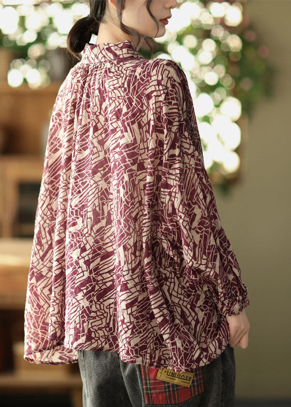 Lockeres schwarzes Hemd mit Peter-Pan-Kragen und Knopfleiste