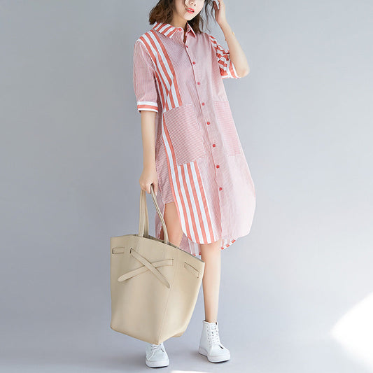 Lose rosa gestreifte Baumwolle Quilten Kleidung Spaß Fotografie Seite offen Knie Patchwork Kleid