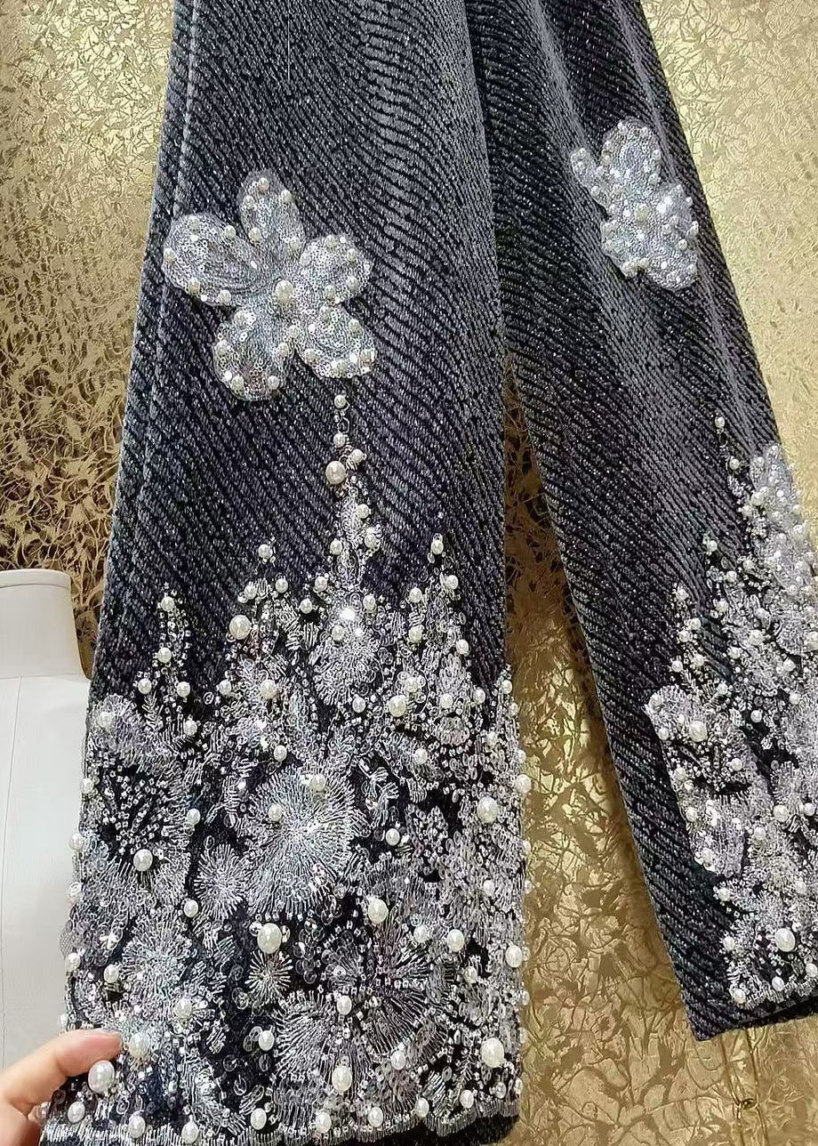 Luxuriöse Wollhose mit geradem Bein und Pailletten-Blumenstickerei für den Winter