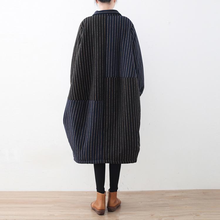 Luxuriöser blau-schwarz gestreifter Daunenmantel, übergroße Pufferjacke aus Wolle, feine Patchwork-Winteroberbekleidung