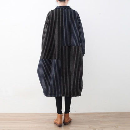 Luxuriöser blau-schwarz gestreifter Daunenmantel, übergroße Pufferjacke aus Wolle, feine Patchwork-Winteroberbekleidung