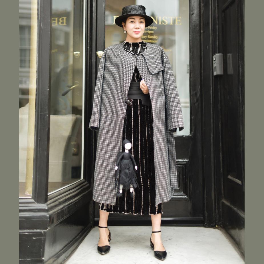 Luxuriöse, karierte Wolljacken in Übergröße mit Rundhalsausschnitt und langem Mantel mit Taillenbund