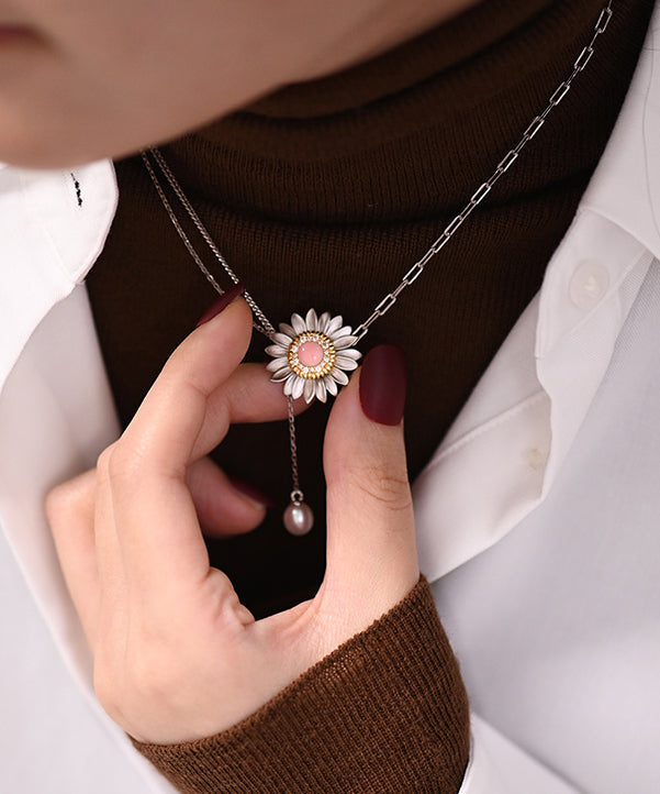 Meeting The End Of Summer Daisy Pearl Silver Pendant Necklace