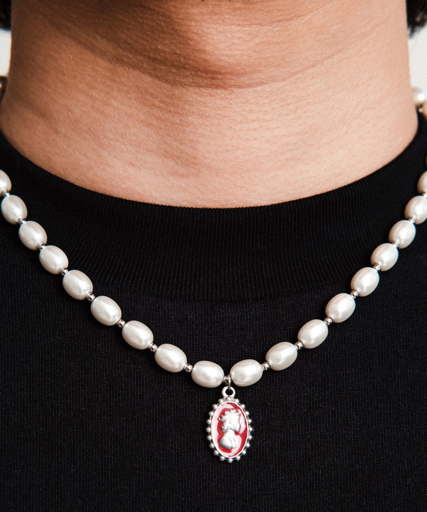 Men White Stainless Steel Pearl Enamel Drip Glaze Pendant Necklace