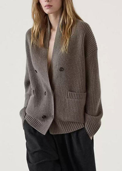 Cárdigan moderno de punto patchwork con muescas en marrón para primavera