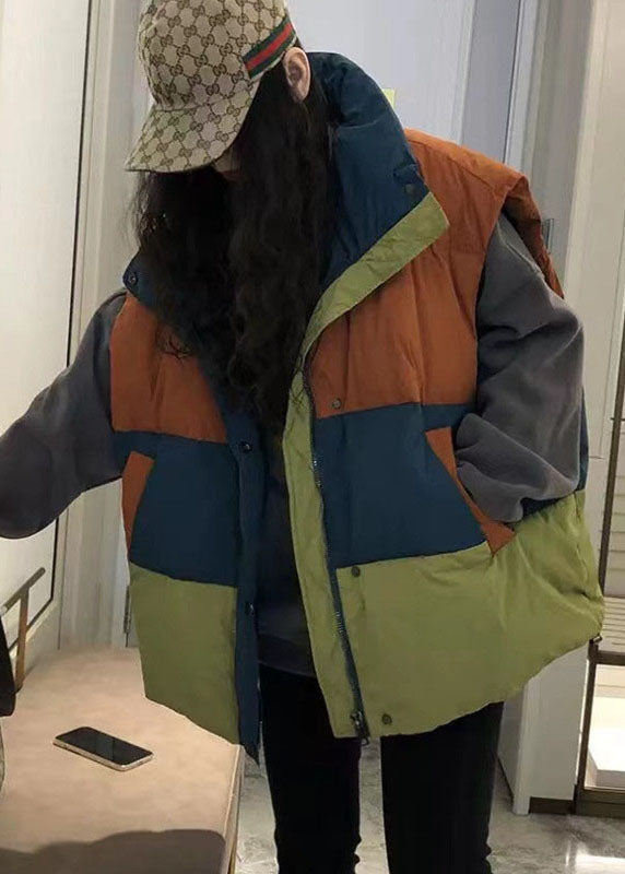 Moderne Colorblock-Winterweste mit Stehkragen und Patchwork-Muster, warm, mit Entendaunen
