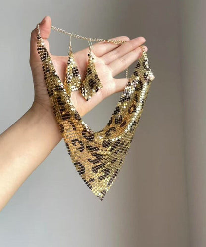 Modern Leopard Stainless Steel Triangular Bandage Pendant Necklace Two-Piece Set